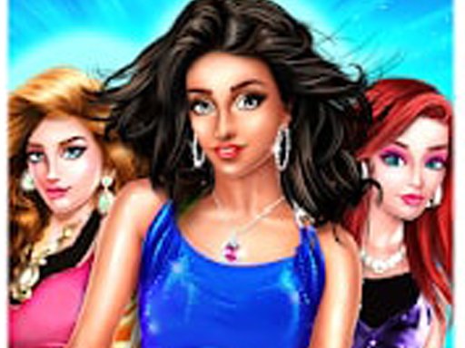 Play Fashion Show Dress Up Game